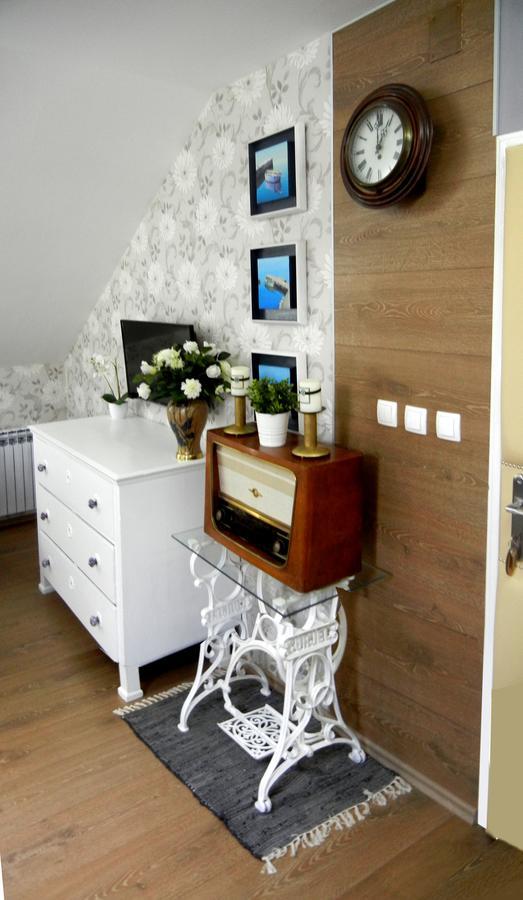 Villa Lucia - Apartments&Rooms Славонски брод Екстериор снимка